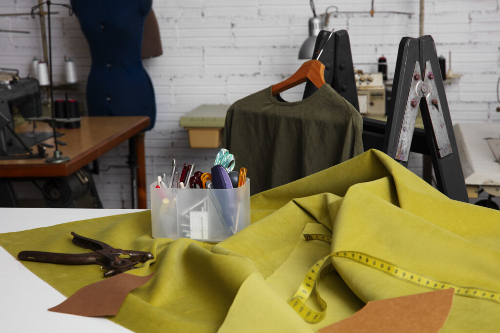 buying house services